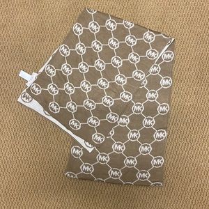 Michael Kors scarf